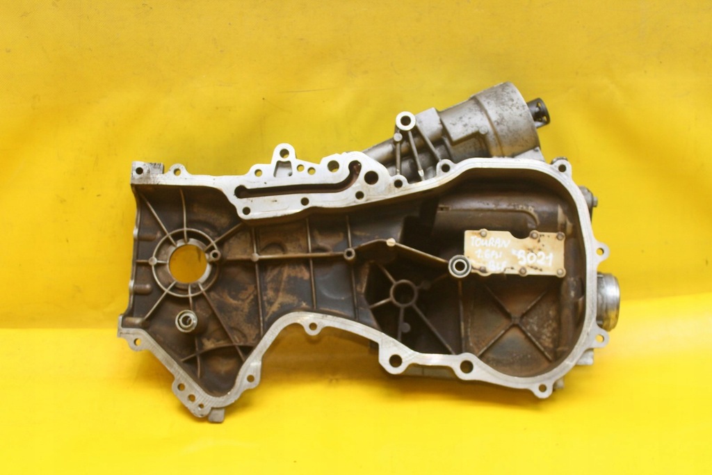 фото №7, Корпус распределительного вала touran 1,6 fsi blf 03c109211g