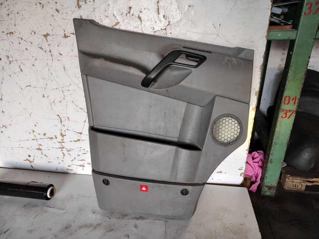 фото №1, Обшивка дверь левый перед mercedes sprinter w906