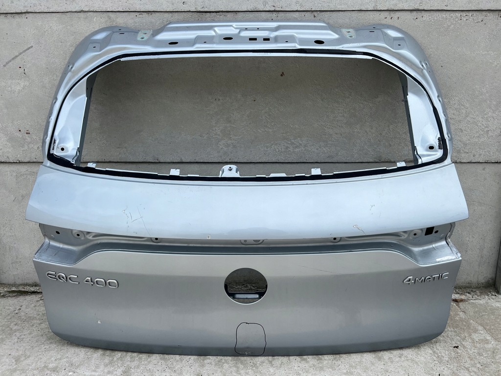 фото №1, Кришка багажника задня задня mercedes eqc