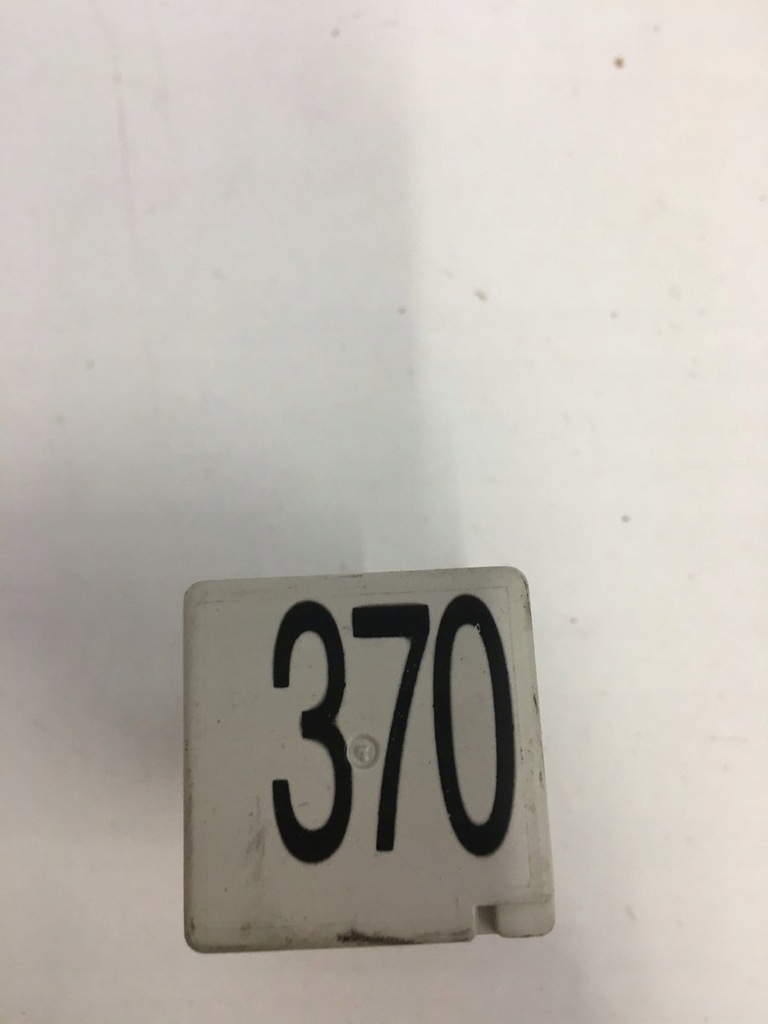 фото №11, Реле volkswagen оригінальний номер 8d0951253a