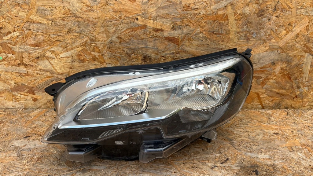 Купити Peugeot expert фара ліва лівий перед
