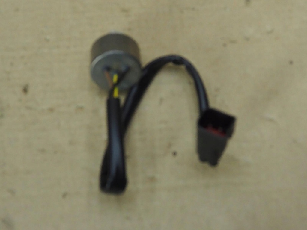 фото №15, Датчик давления кондиционера ford 95gw19d566aa