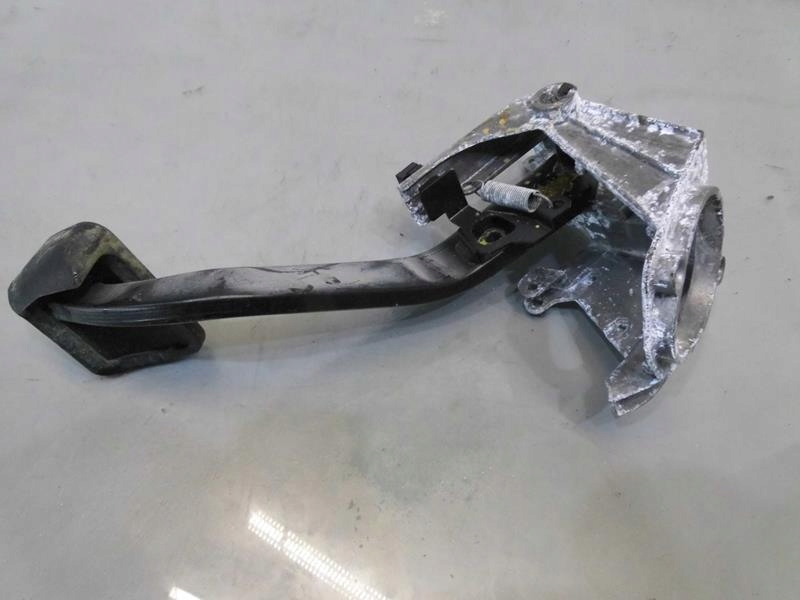 фото №2, Педаль тормоза bmw 3 e93