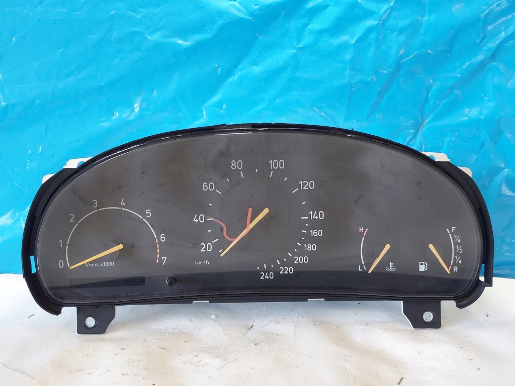 Купити Панель приладова панель saab 9-5 2.3t 5042007