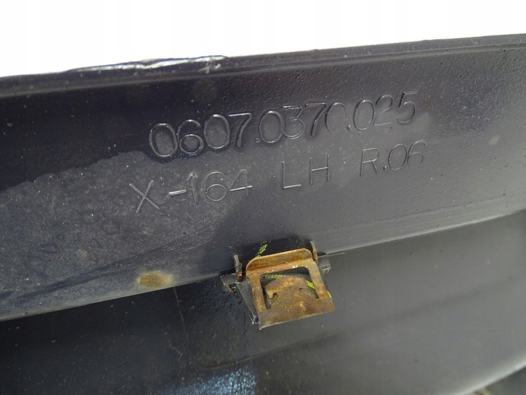 Порог левый накладка накладка  подножка mercedes ml w164 a1646900510 a1646900975 Оригинал