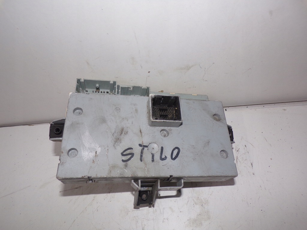 фото №1, Коробка предохранителей fiat stilo