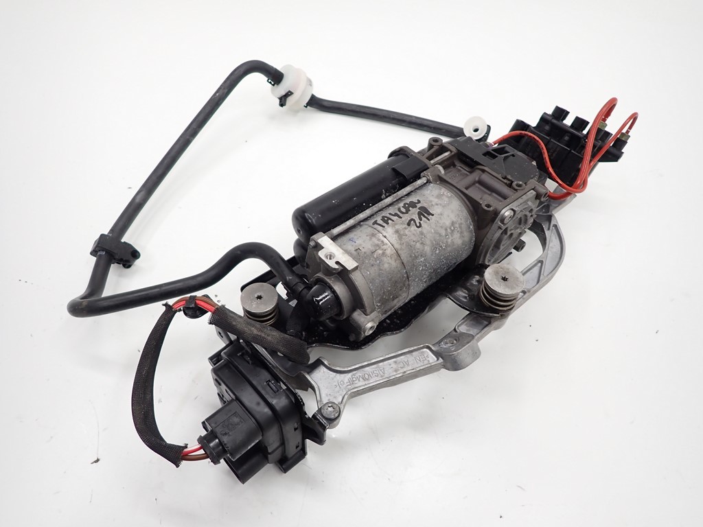 фото №1, Компрессор подвеска komple porsche taycan 4s 21r