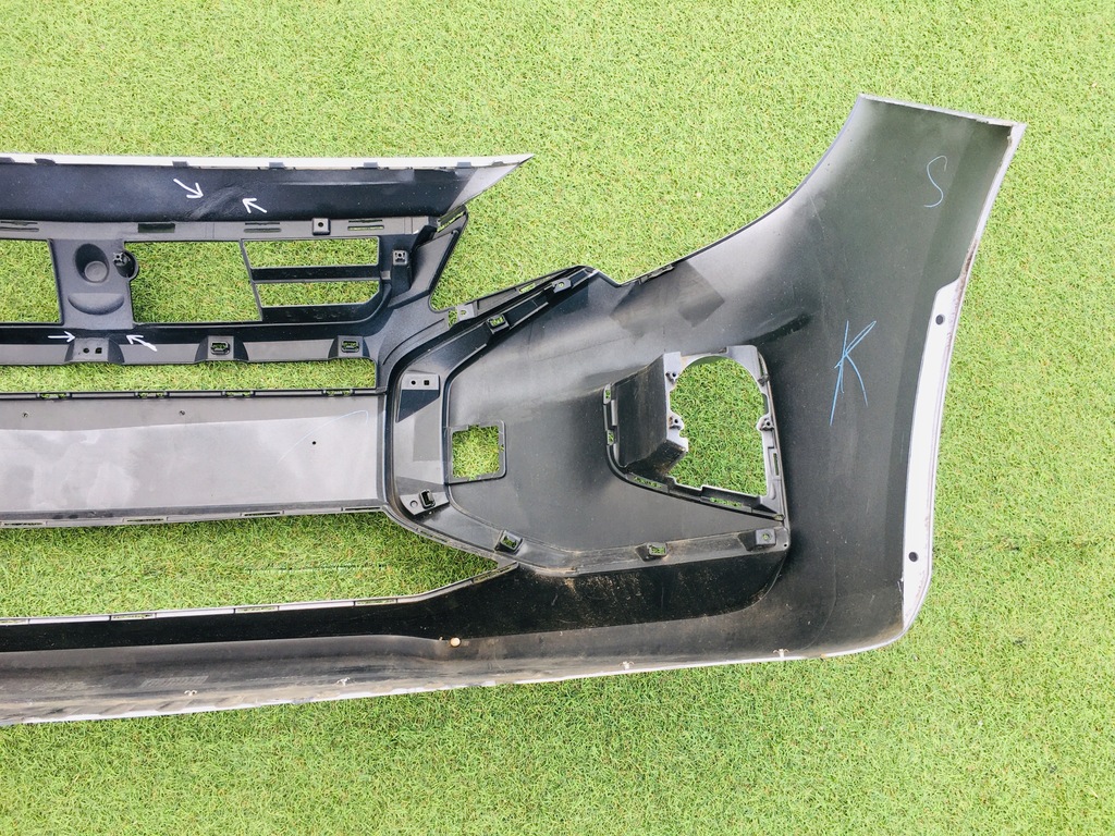 фото №11, Mitsubishi space star iii 3 2019 бампер передний