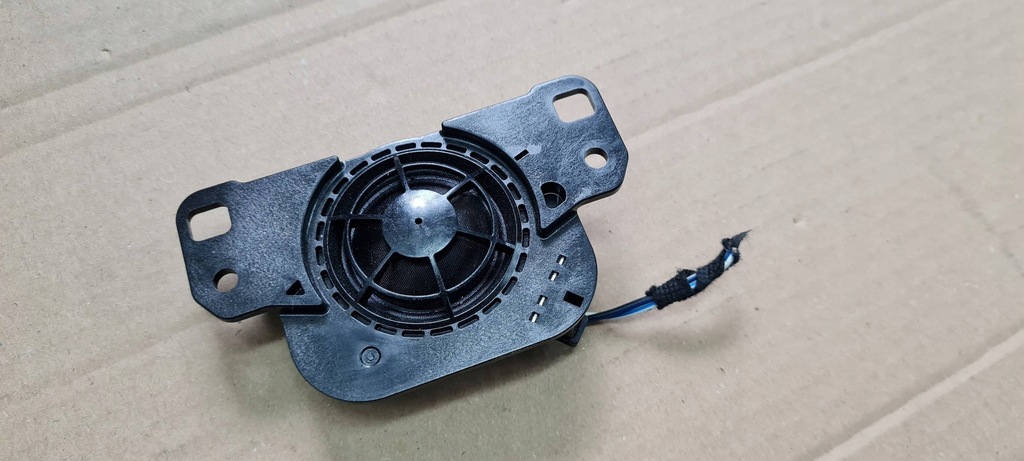 фото №1, A6 c8 4k динамік високочастотний салону 4n0035398