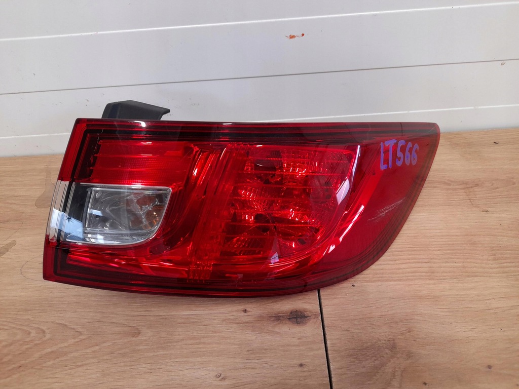 фото №1, Лампа задняя правая renault clio iv hb 13-15