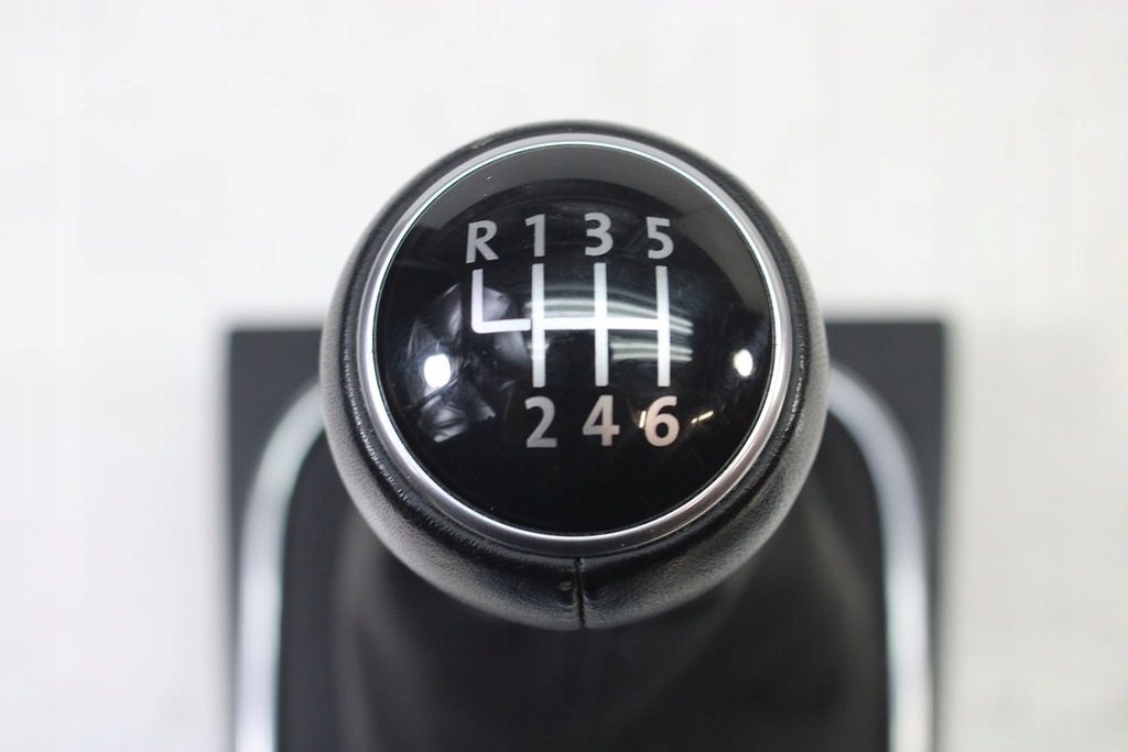 фото №9, Vw eos golf 5 v 6 vi ручка перемикання передач 1k0711113 1k0 711 113 чорний 5-bie