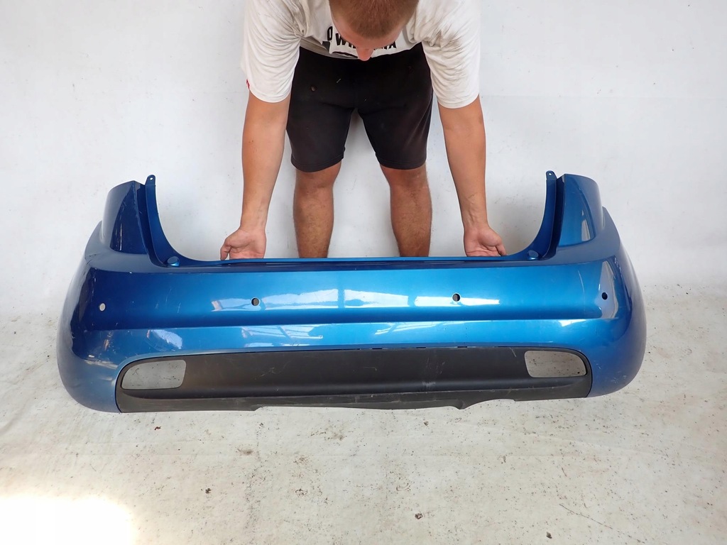 фото №1, Kia venga 09-19 бампер задня задній pdc