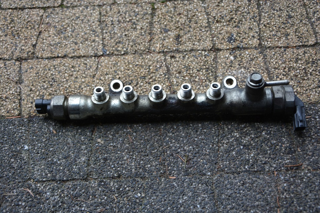 фото №1, Молдинг впрыскная mazda 6 vi gj da5220