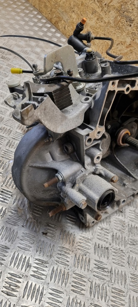 фото №11, Citroen оригінальний номер 9811243810 c3 коробка передач передач 1.2 b механічна коробка передач