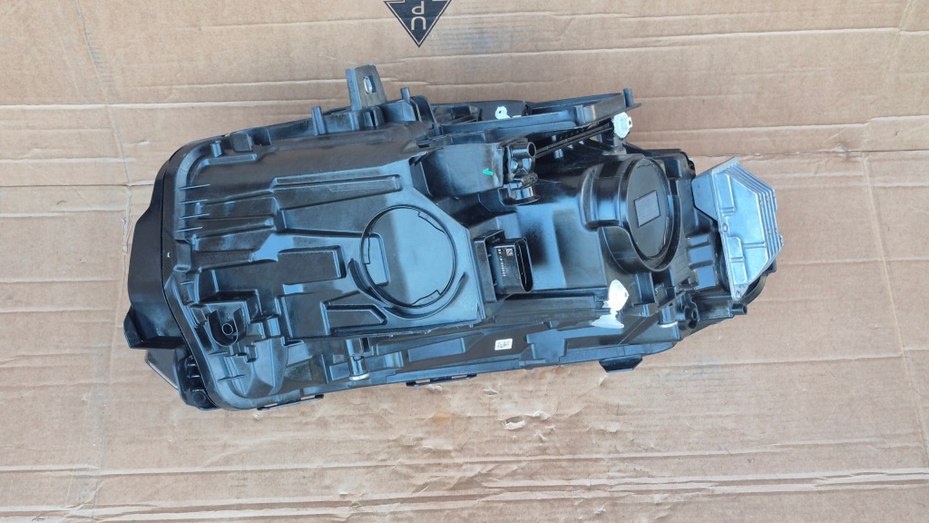 Лампа ліва bez пошкоджень!! gotowa do монтажу mercedes eqb eqa europa a243 Київ