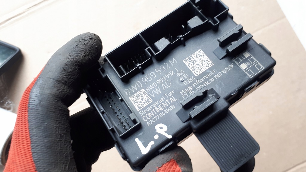 фото №7, A4 b9 lift модуль блок управления дверь перед 8w0959592m