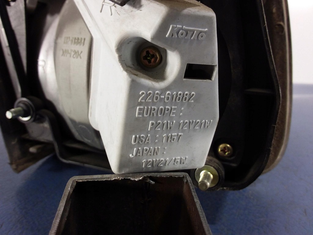 фото №3, Mazda xedos 9 lift лампа задня права внутрішня eu