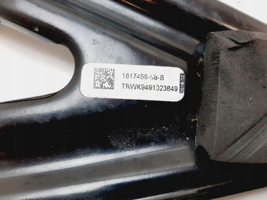 2023 tesla model s другая часть кузов 161745998b в Украине