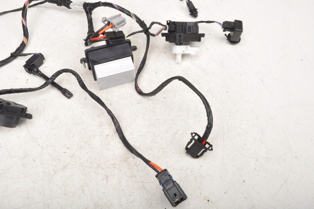 Peugeot 3008 ii 1.2 жгут электропроводка отопителя Недорого