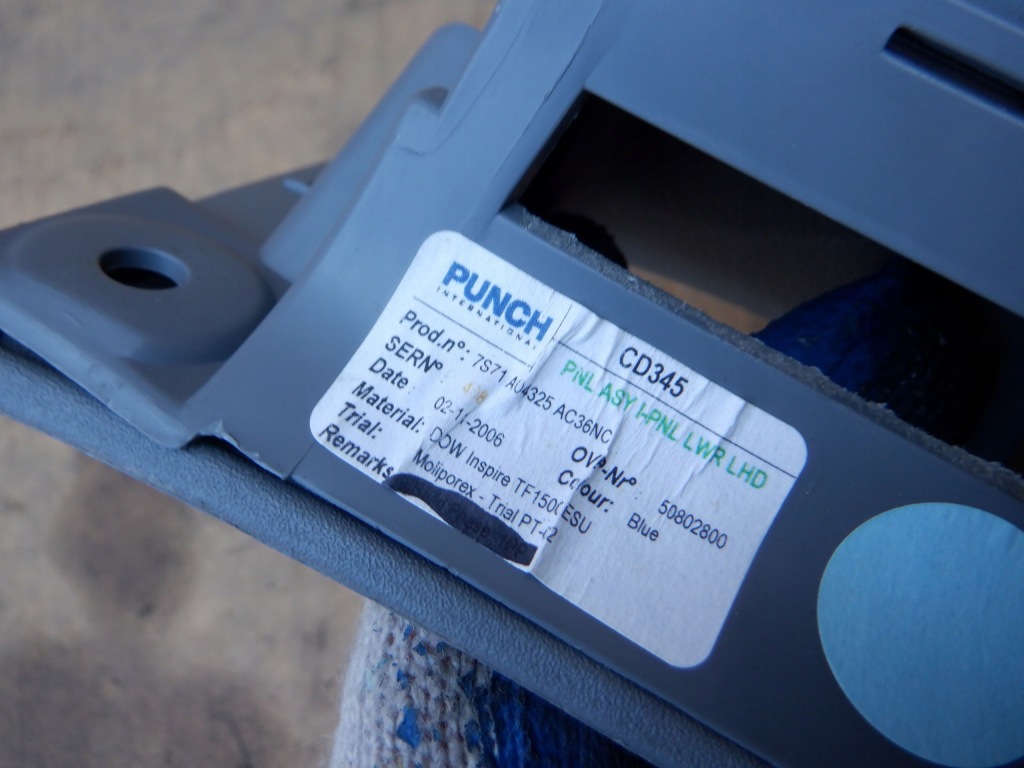 фото №4, Бардачок ford mondeo mk4 niebieski