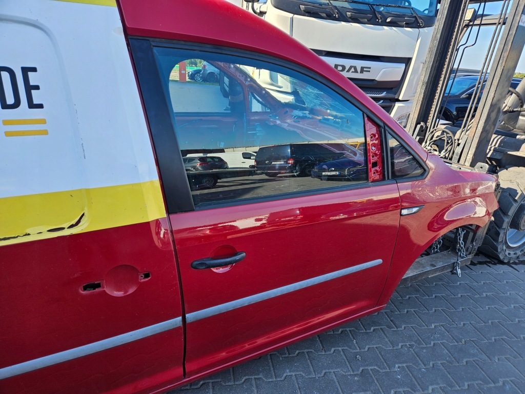 фото №2, Vw caddy iv 2k5 четверть перед правая лонжерон подкрылок