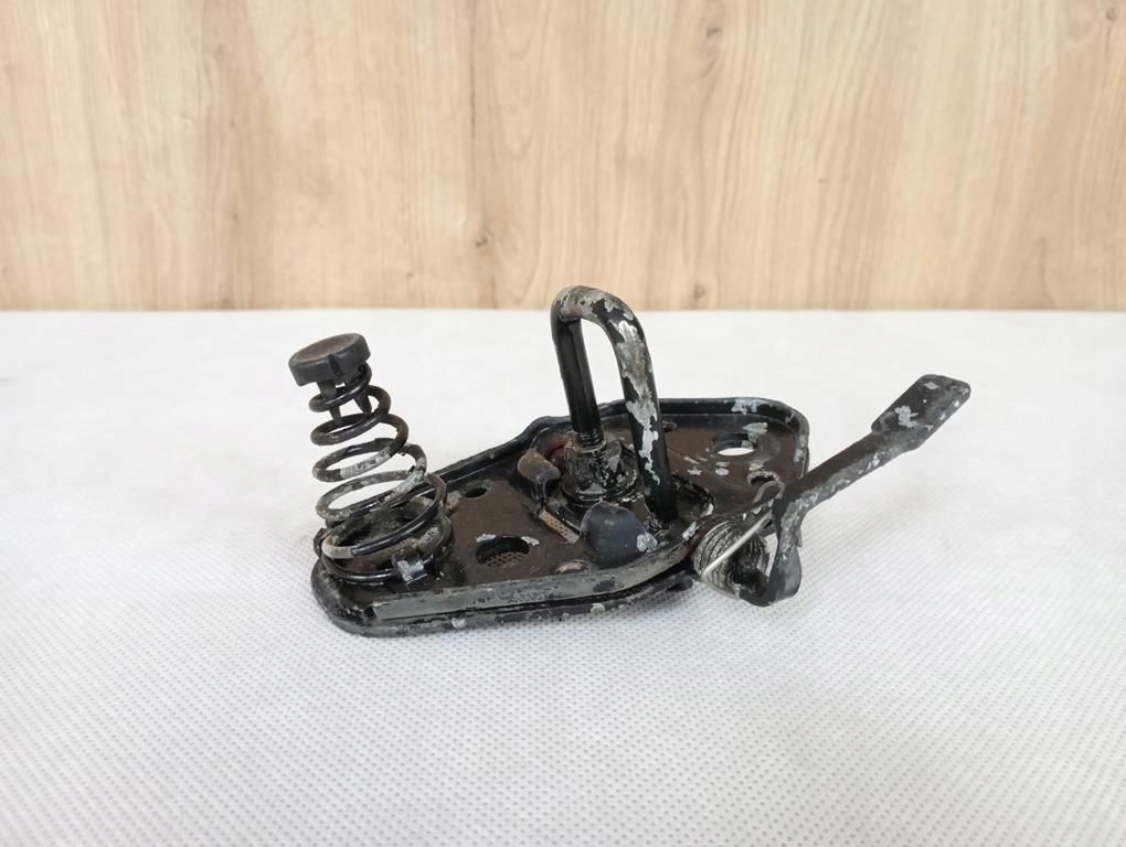 фото №1, Mercedes slk r170 lift засувка замка капот a1708800660