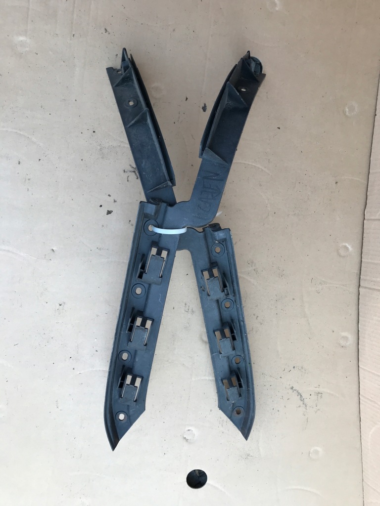 Купить Cayenne направляющая бампера левый правый задний  7l5807394c