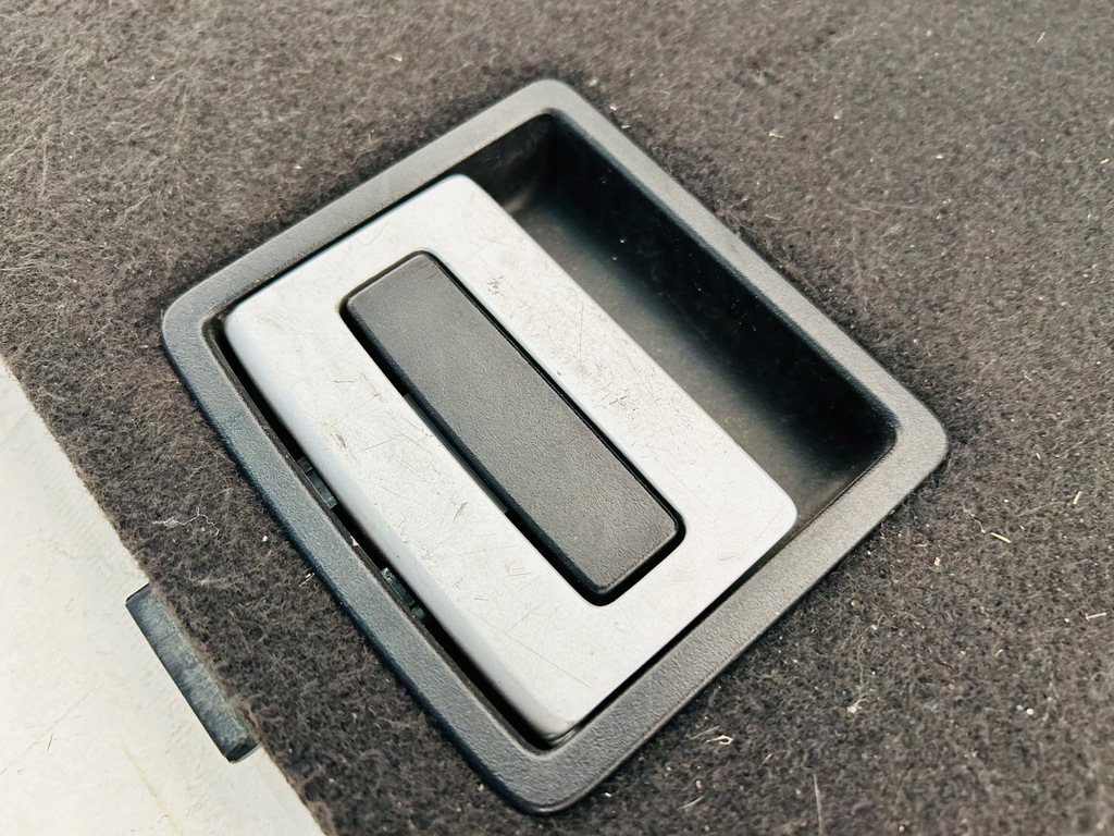 фото №9, Avensis t27 kombi підлога обшивка багажника килимок