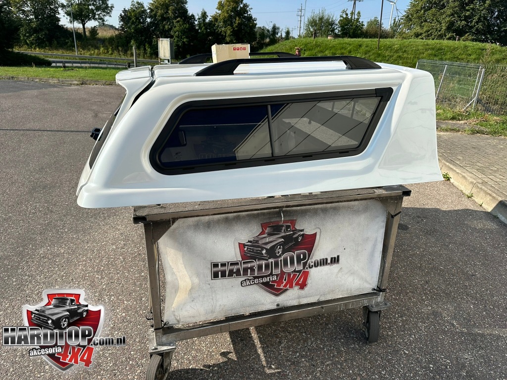 фото №13, Обшивка toyota hilux+ hardtop na pakę 2016+ стекло + спойлер