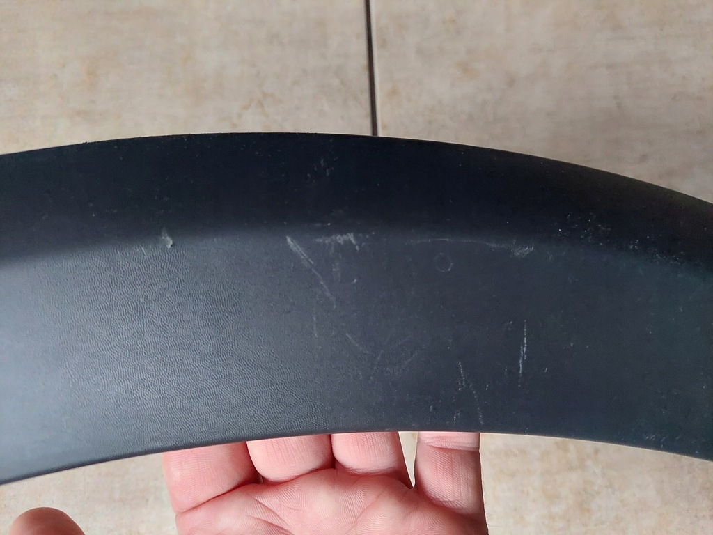 фото №6, Молдинг крила - правий задня - dacia sandero stepway i - 08-12