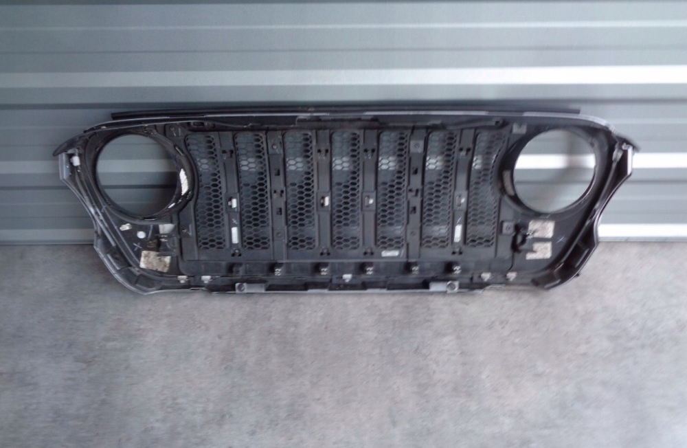 фото №2, Заводський решітка радіатора решітка радіатора gladiator wrangler psc