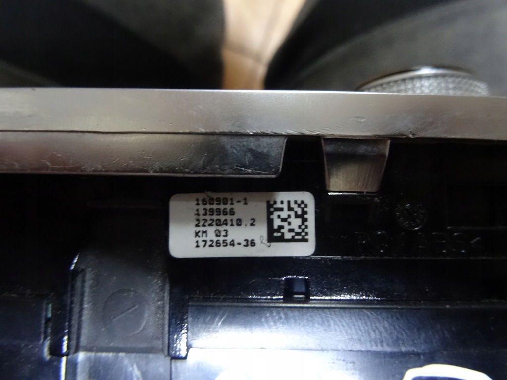 фото №6, Audi a8 d4 панель кондиционера