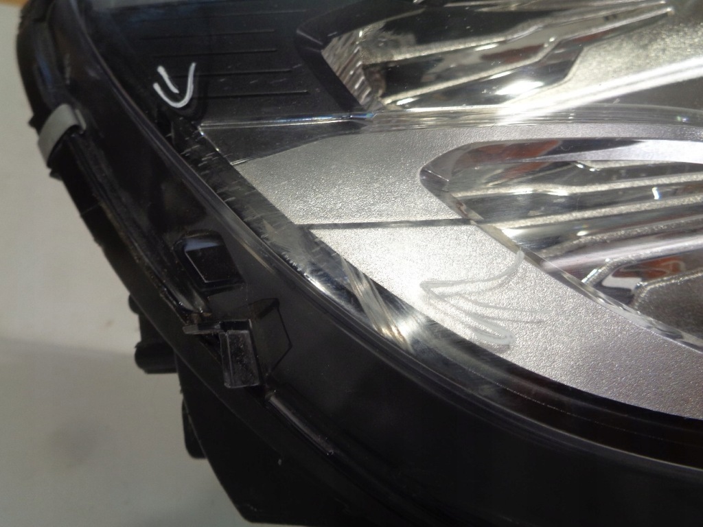 фото №4, Bmw 2 f45 f46 full led лампа перед права 7494856