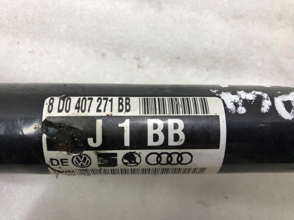 Приводной вал левая перед 8d0407271bb skoda superb 1 1.9tdi с Разборки