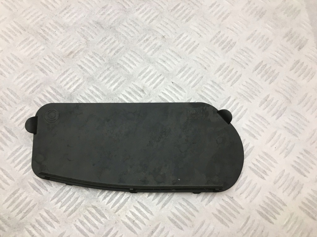 Купити Volvo xc60 ii заглушка захист кришка жабо