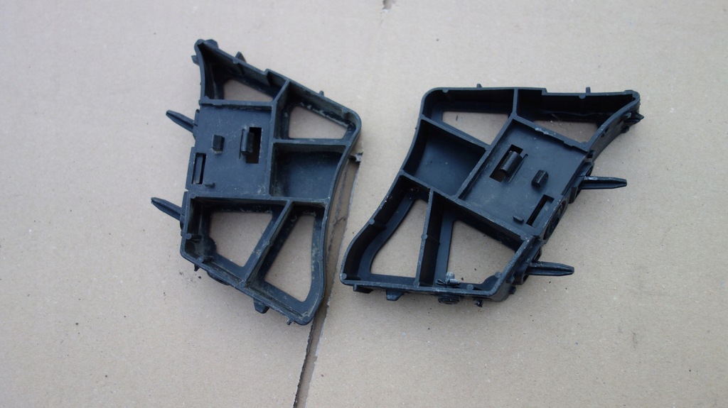 фото №8, Citroen c5 iii kombi направляющая бампера левый правый задняя