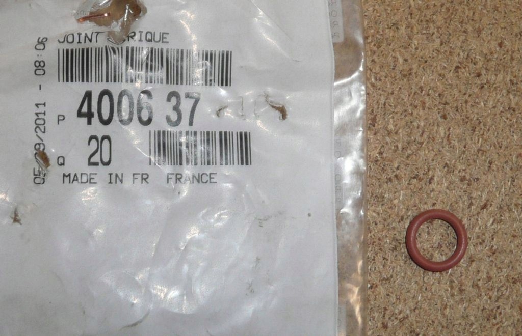 фото №1, Прокладка трубка кондиционер. c c5 ii 4006.37 af