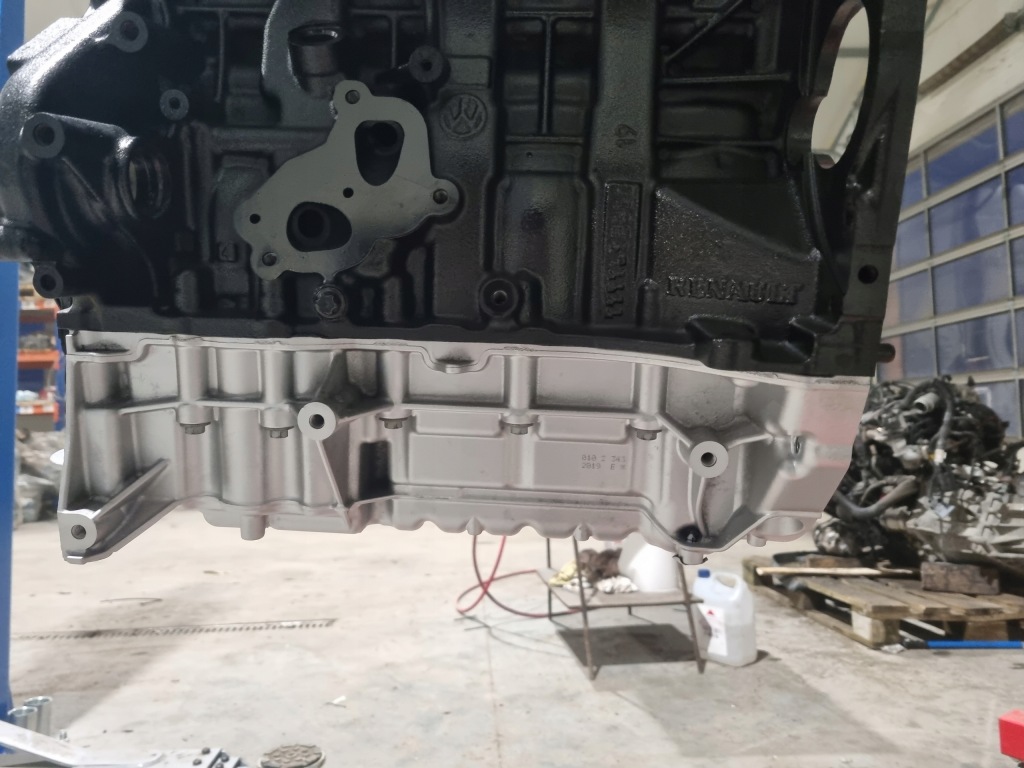 Двигун стійку  m9rv710 trafic 3 2.0dci euro 6 Доставка