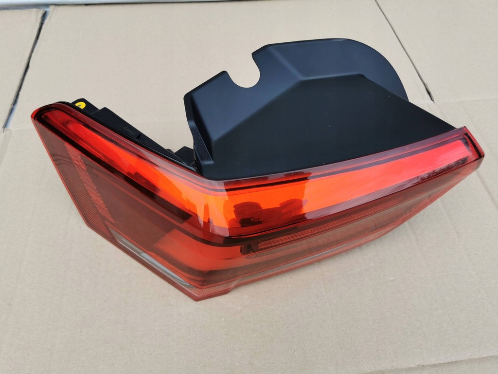 фото №6, Vw id3 id.3 10a 19- лампа задняя левая led bardzo ładna 10a945095b