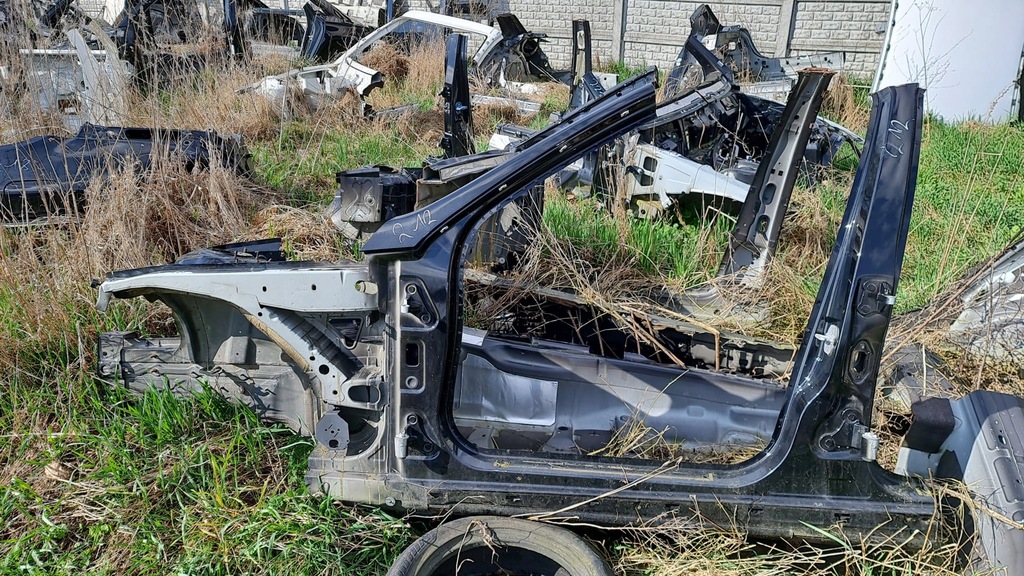 фото №1, Mercedes e w212 чверть ліва передня лівий перед лонжерон