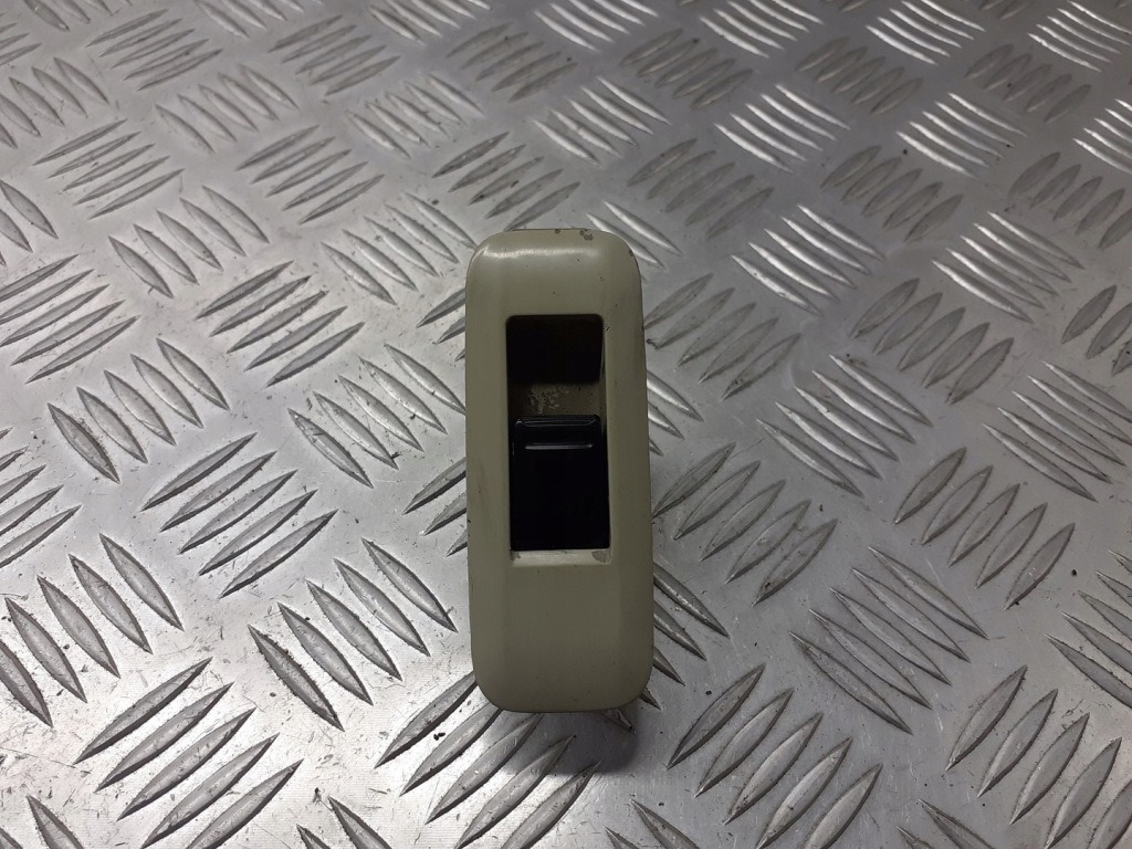 фото №1, Панель стекло правый перед primera p12 25411-av600