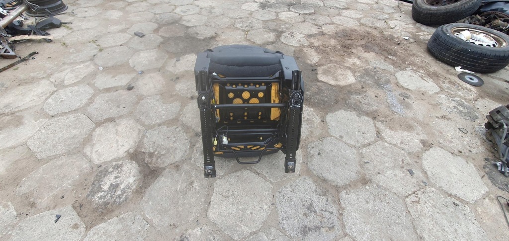 фото №7, Сиденье правый перед кожа nissan qashqai j10 lift