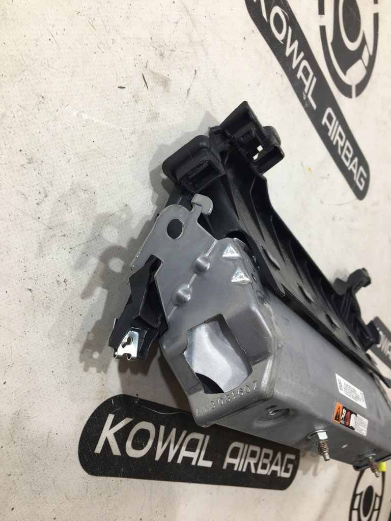 фото №5, Toyota corolla e21 eu подушка безопасности подушка коленная колено оригинал