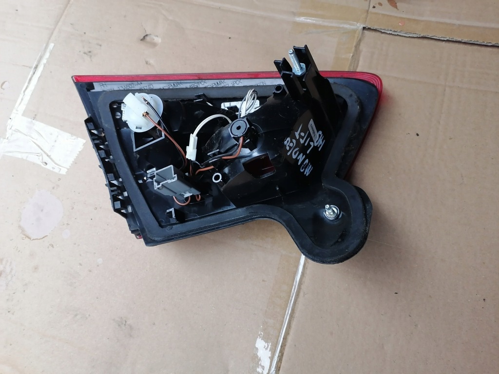 Лампа задняя правая w крышка mondeo mk4 hb рестайлинг  led Недорого