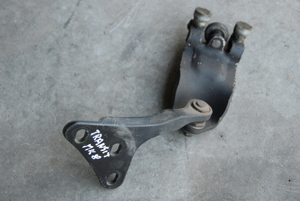 фото №1, Ролик напрямна двері розсувних transit mk8