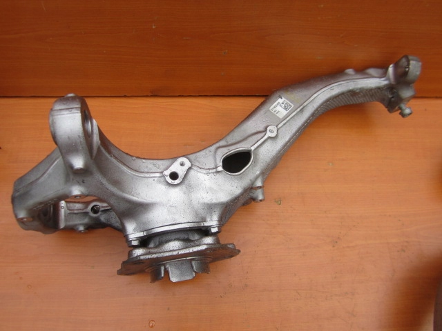 фото №12, Porsche taycan panamera поворотний кулак права правий перед 9j1407246b / 9j1407152g