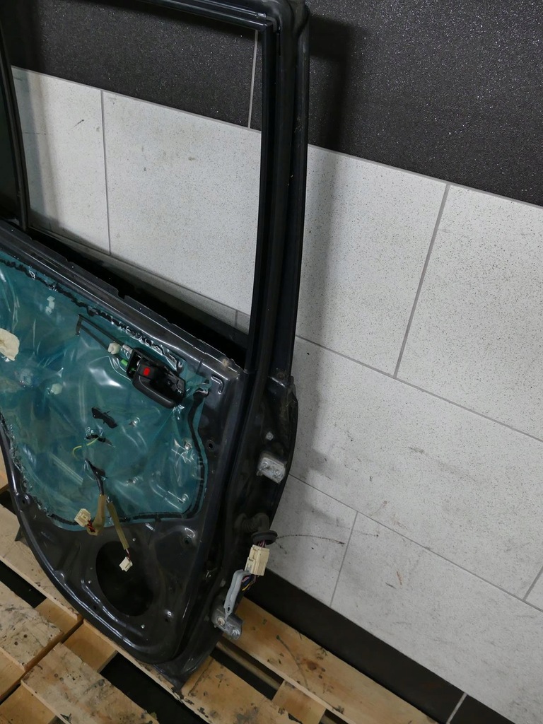 фото №15, Toyota rav4 ii lift дверь левый задняя левая задние 1e0 5-дверь