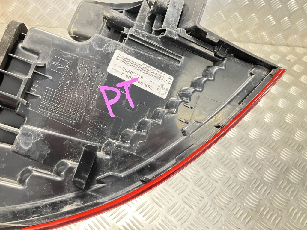 Фара led правый задний  vw arteon 17- в Украине