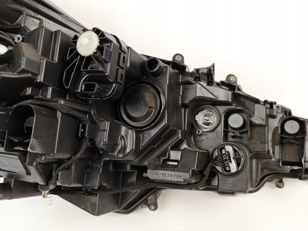 фото №14, Toyota corolla e21 19- лампа левый перед передняя full led 81170-02s70