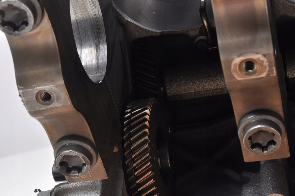 фото №9, F-pace x761 xf ii 2.0d 163 241km sd4 блок двигателя 204dtd g4d3-6015-ag